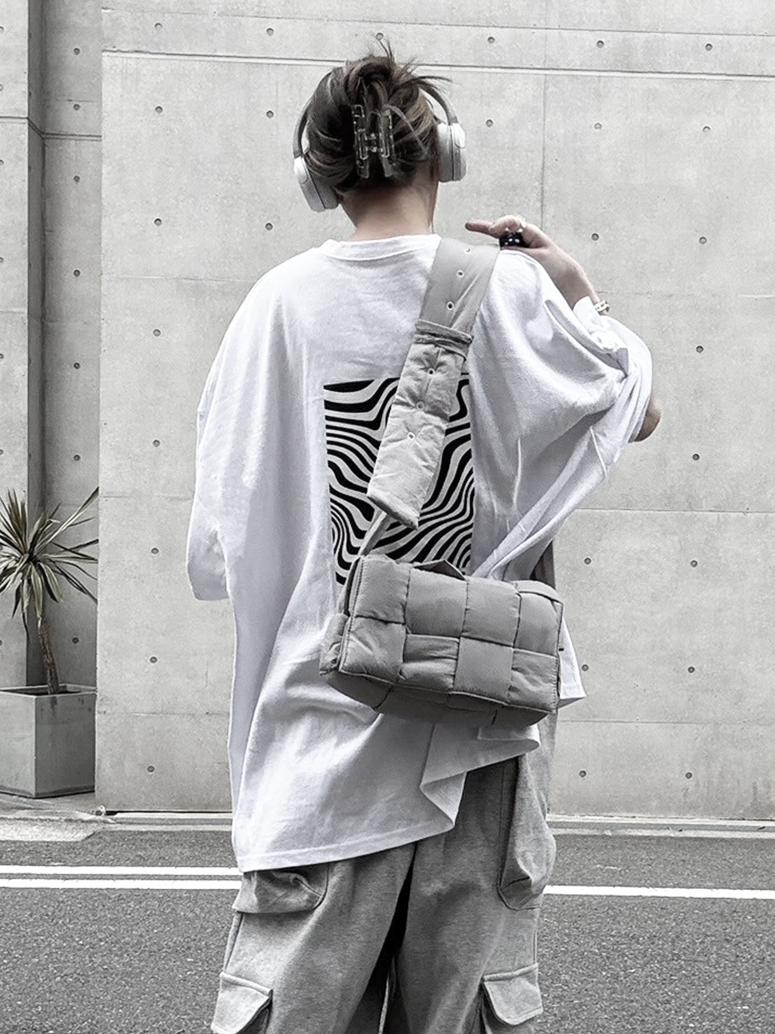 Down Shoulder Bag