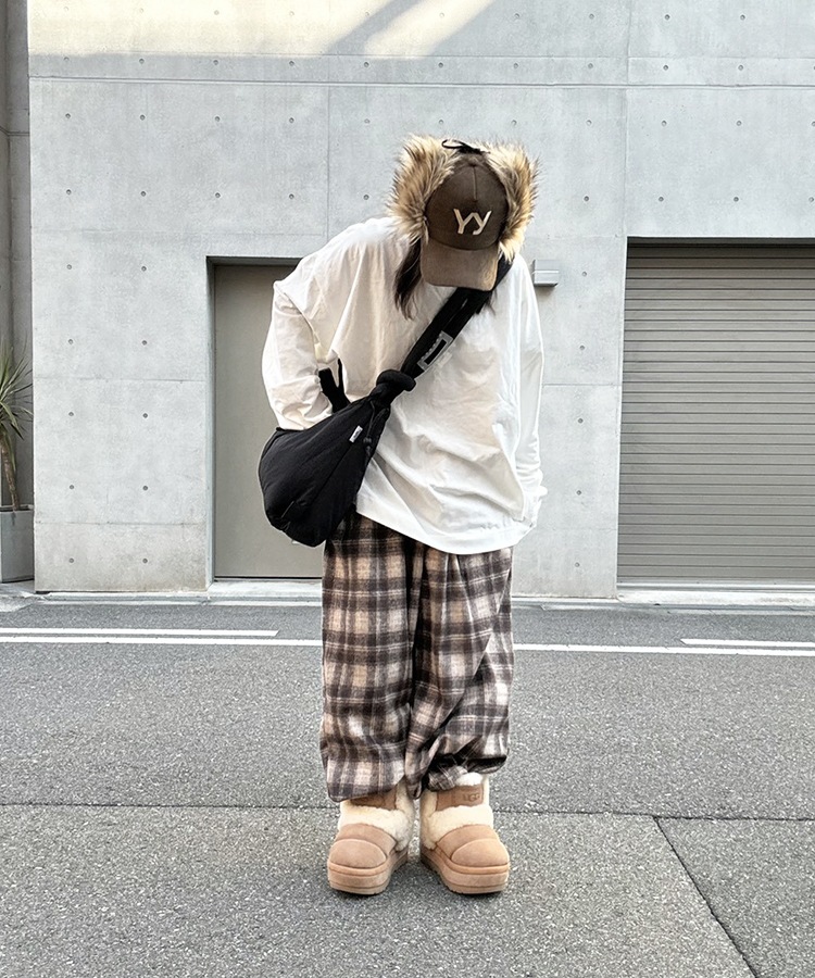 Check Easy Wide Pants