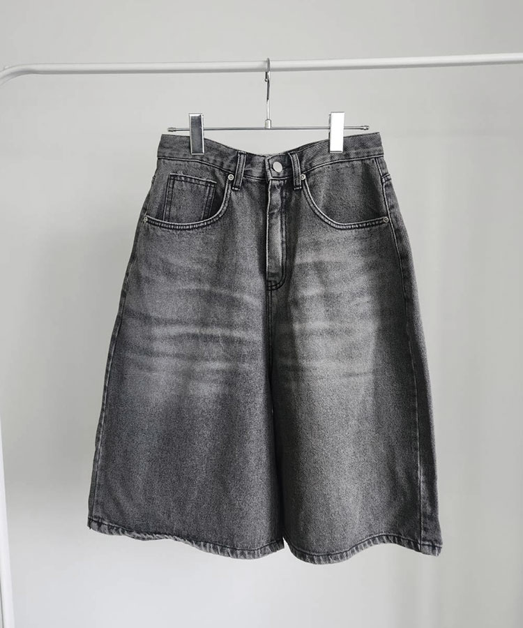 Bermuda Black Denim PT