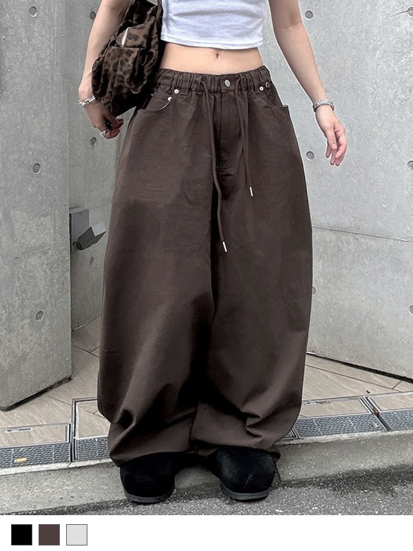 Curved Balloon Pants