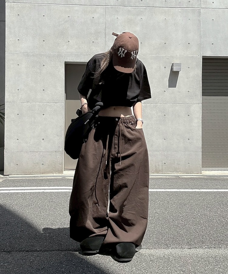 Curved Balloon Pants