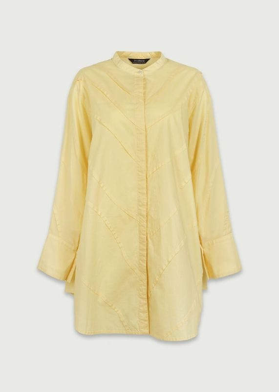 カーブラインタックロングシャツ