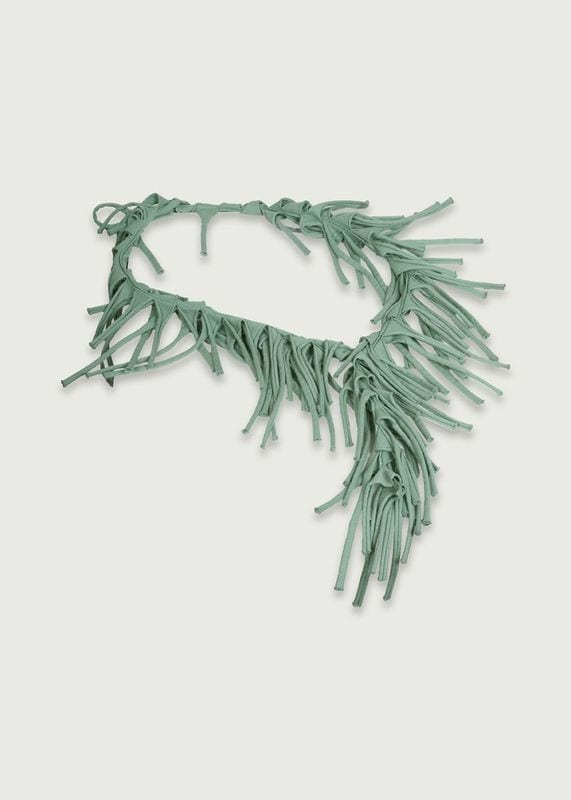 カットソーフリンジY字ネックレス