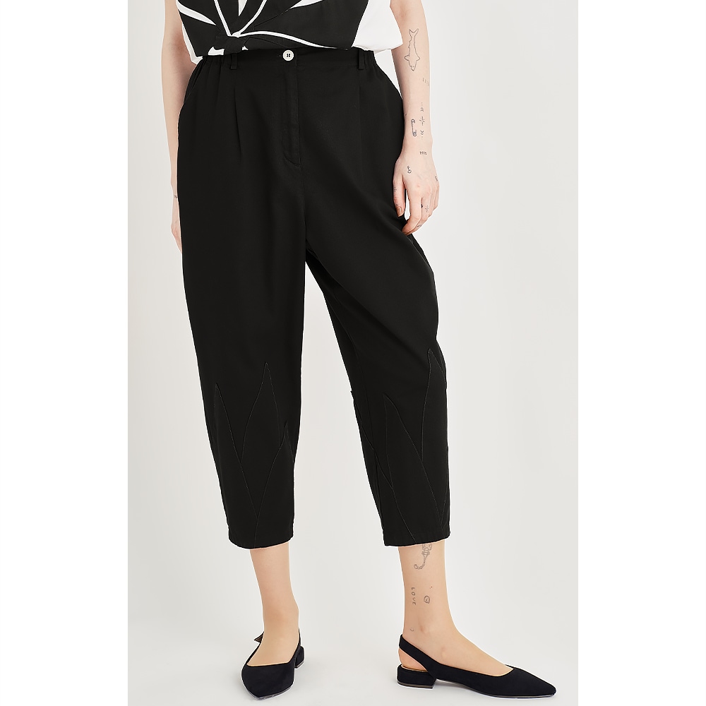 白花アップリケパンツ