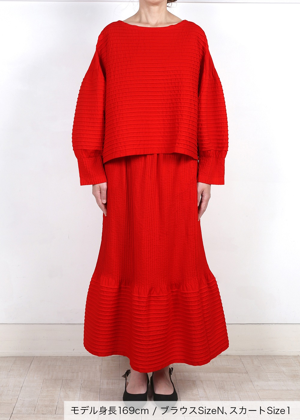 TATEYOKOブティピンタック丸首ブラウス