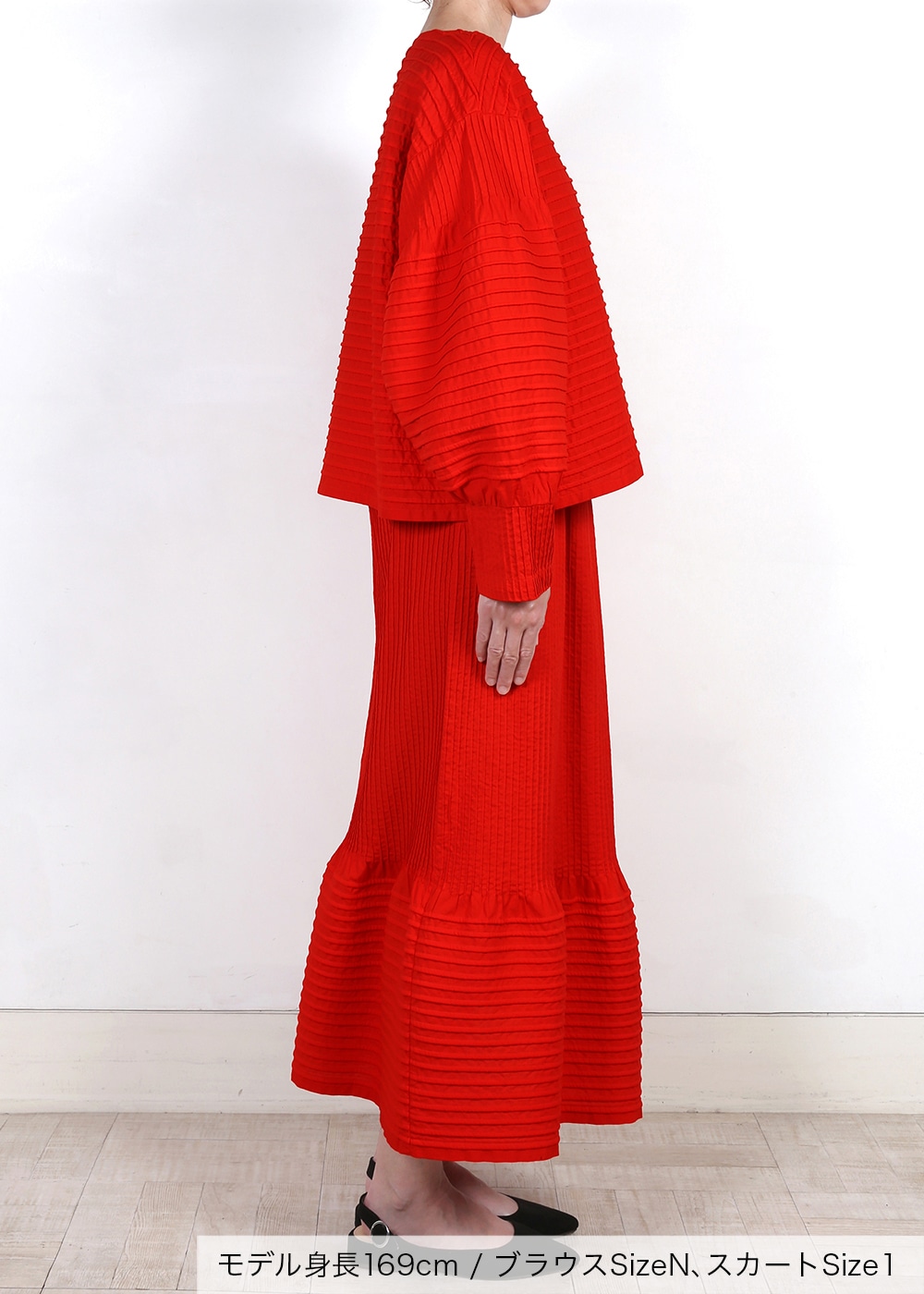 TATEYOKOブティピンタック丸首ブラウス