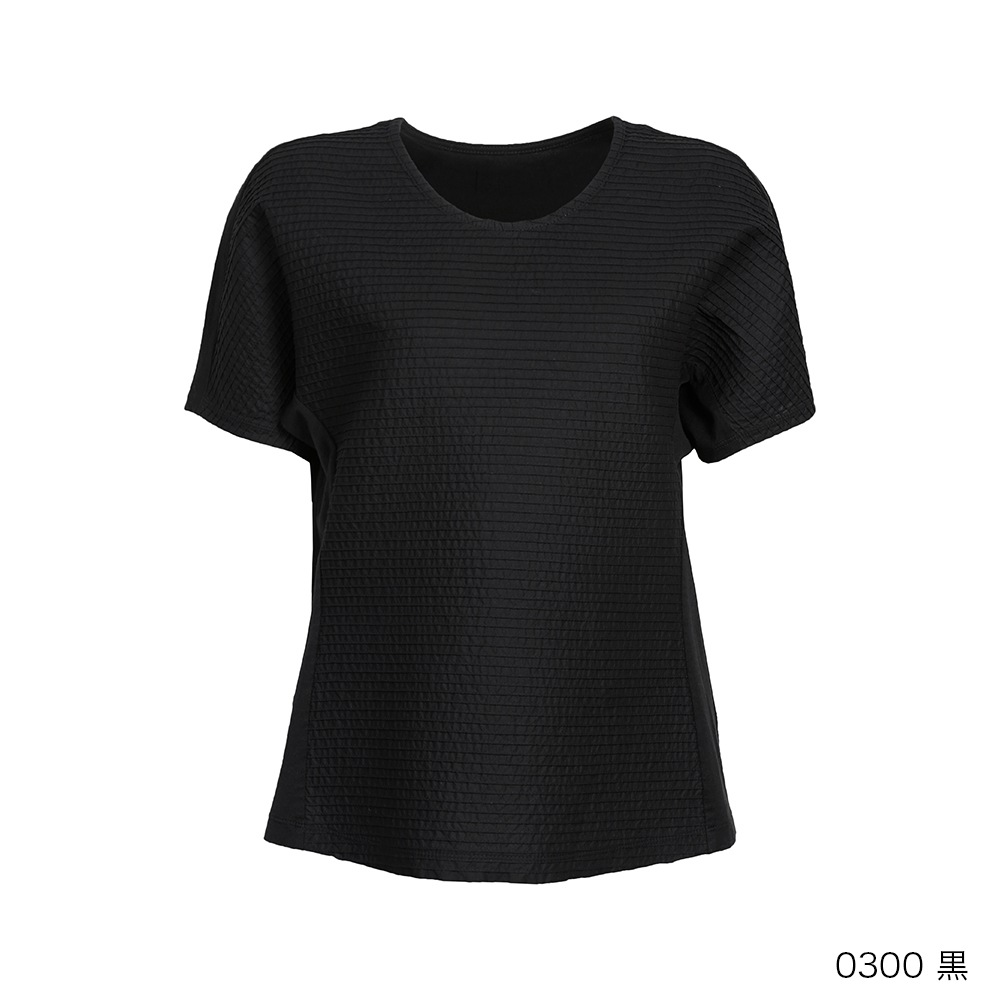 前横ピンタックTシャツ