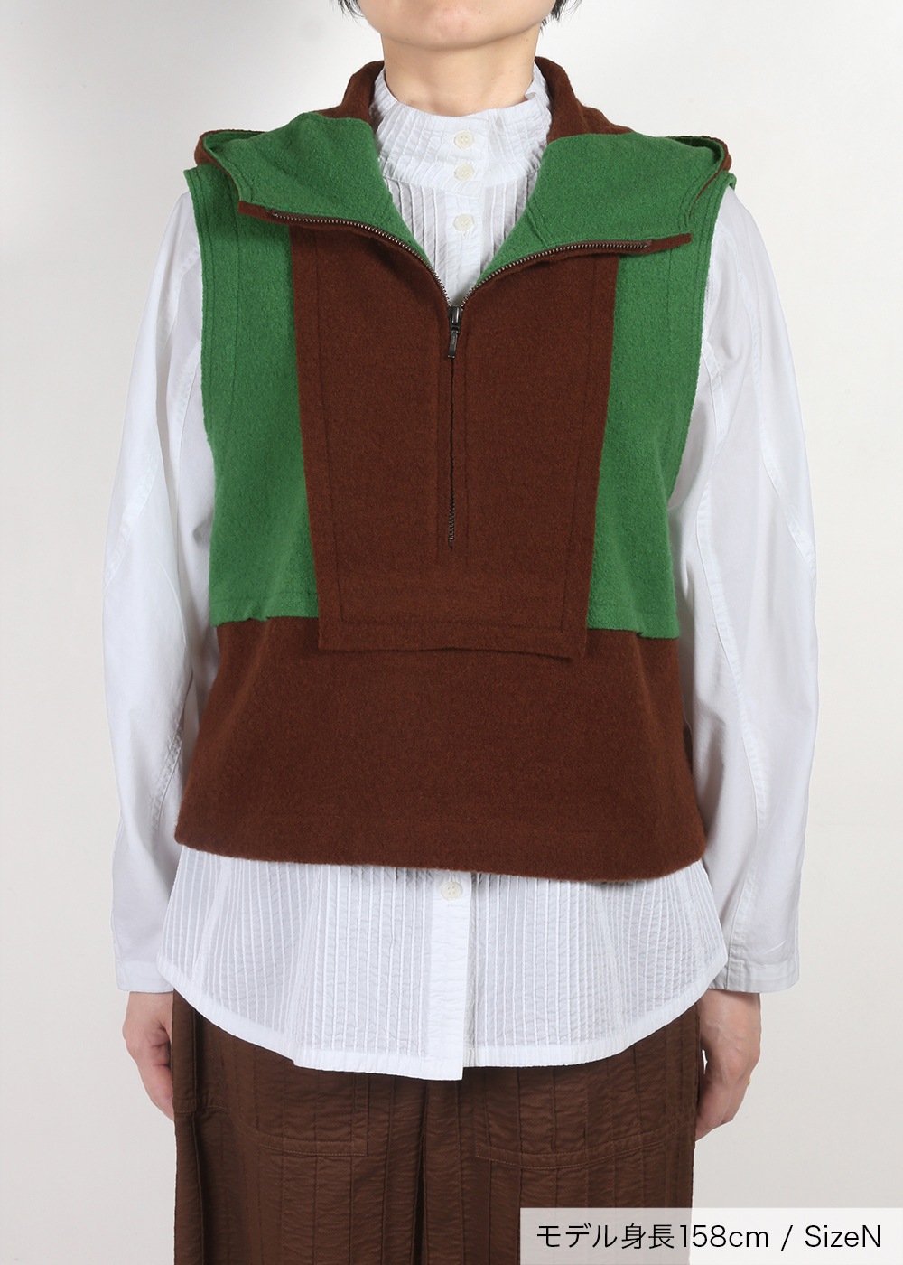 圧縮ニットフード付きベスト