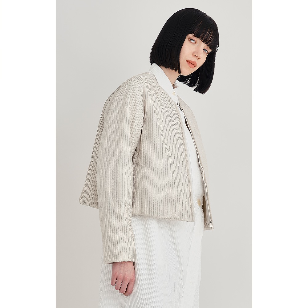 総ピンタックキルトジャケット