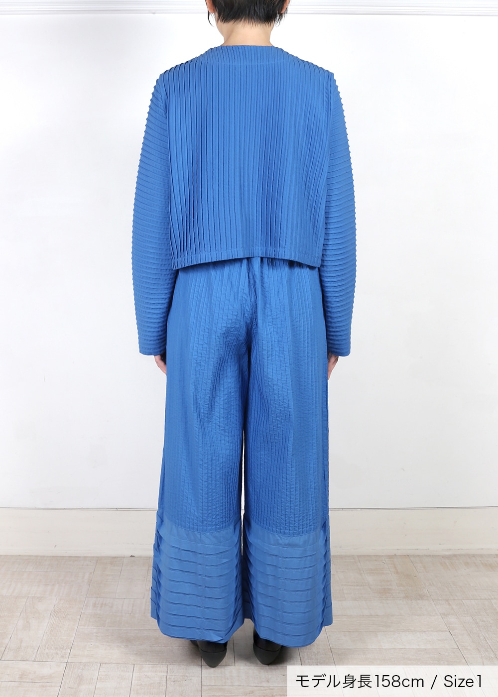 縦ピンタックカットソージャケット