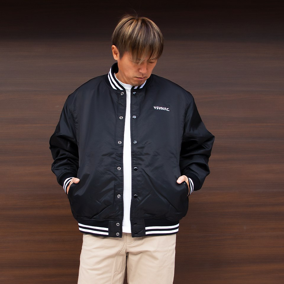 トップス | Yatto7storE