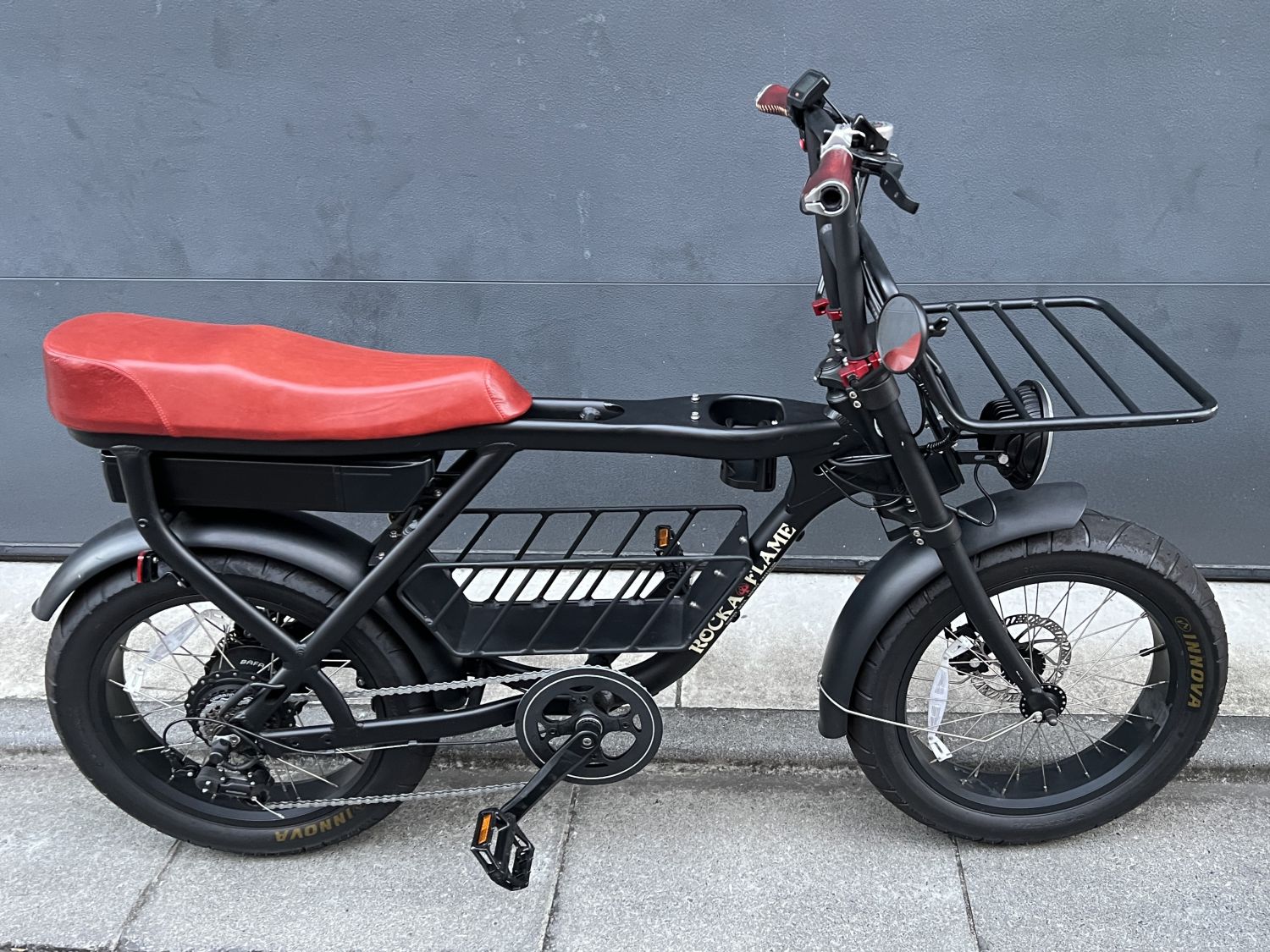 レザーダブルシート ビンテージレッド (国産本革） eBike、電動
