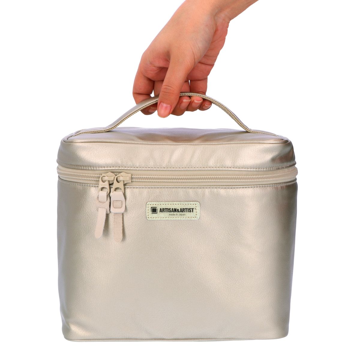 ߥɥ륵Х˥ƥ  4WP-IO23