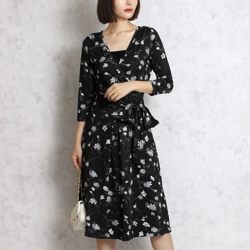 Martha マーサ 小花柄カシュクールジャージーワンピース メーカー希望小売価格 9 680 Martha 全商品 Lfo