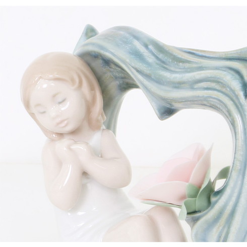 LLADRO リヤドロ 幸福な夢 フィギュリン