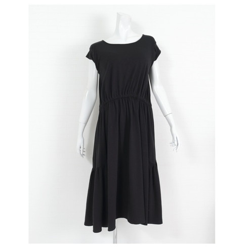 □ 46937★アマテラス マキシワンピース カップ付き ブラック ブラカップ付きの楽ちん黒ワンピを「アマテラス」で発見。着回し