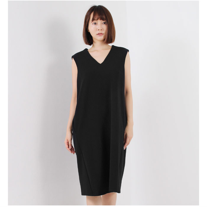 Vネックコクーンワンピース 伸縮性のあるストレッチ素材で着心地 細見せ 美シルエット メーカー希望小売価格 9 すべての商品 Lfo Vネックコクーンワンピース 伸縮性のあるストレッチ素材で着心地 細見せ 美シルエット メーカー希望小売価格 9 すべての商品 Lfo