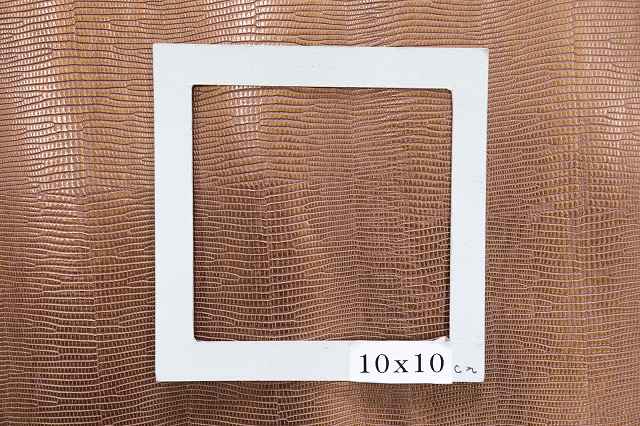 L8392本革 牛革 リザード型押し ベージュ 大判宅急便 レザークラフト L8392本革 牛革 リザード型押し ベージュ 大判宅急便 レザークラフト