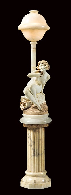 ジュゼッペ・ベッシ 彫像ランプ「バッカンテ （酒神バッカスの巫女