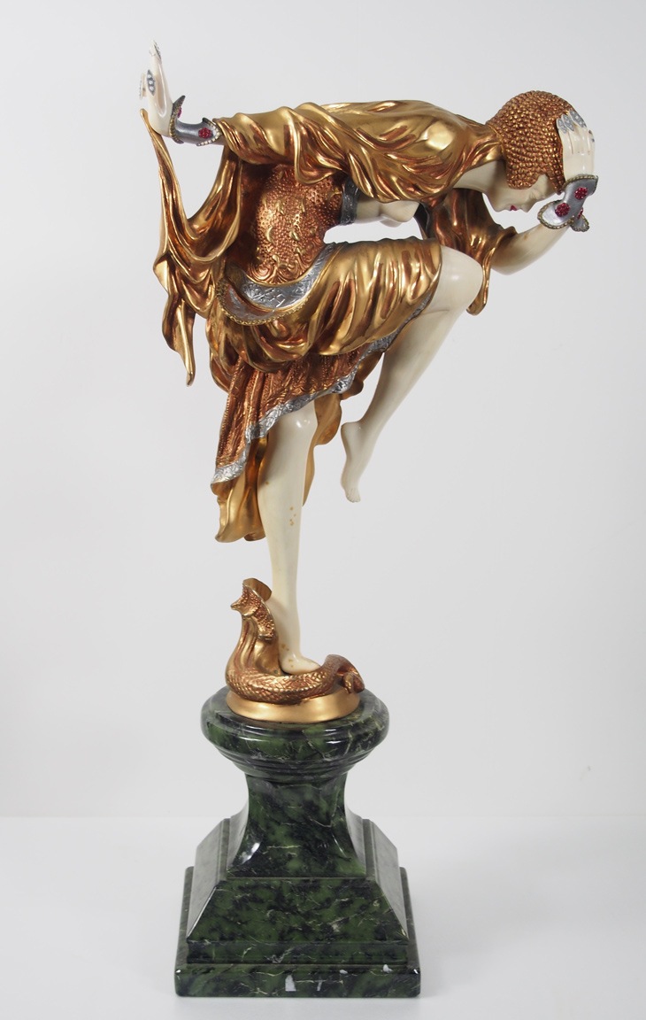 アールデコ　アンティーク　クレア・コリネ　フィギュア　ジャグリング　女性 クレール・ジャンヌ・ロベルト・コリネ 「アンカラのダンサー