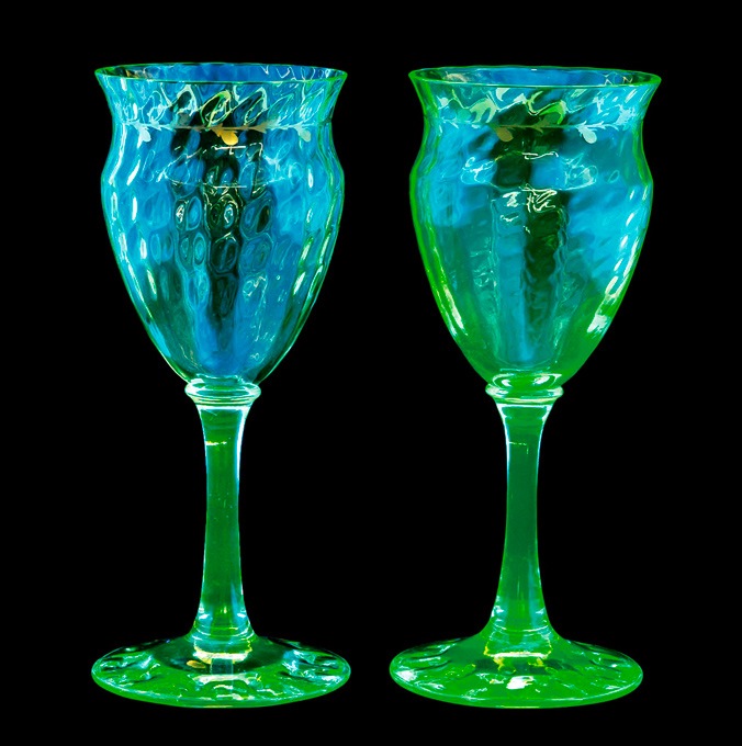 エミール・ガレ 「金彩蔦葉文ワイングラス・ペアセット