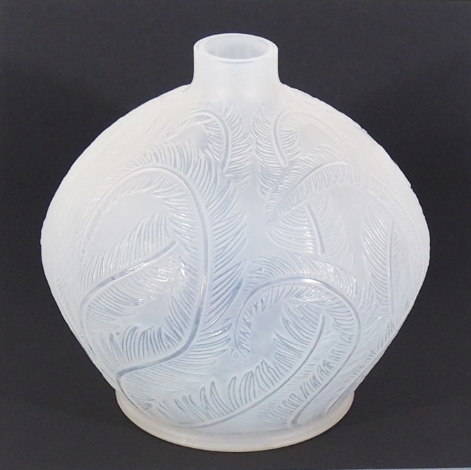 LALIQUEラリックplumes 羽毛 フラワーベース花瓶　格安 LALIQUEラリックplumes 羽毛 フラワーベース花瓶格安