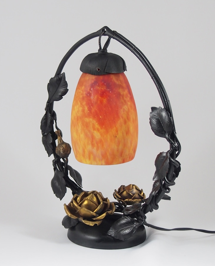 ドーム兄弟 「テーブルランプ（バラ文アーチ・左つぼみ