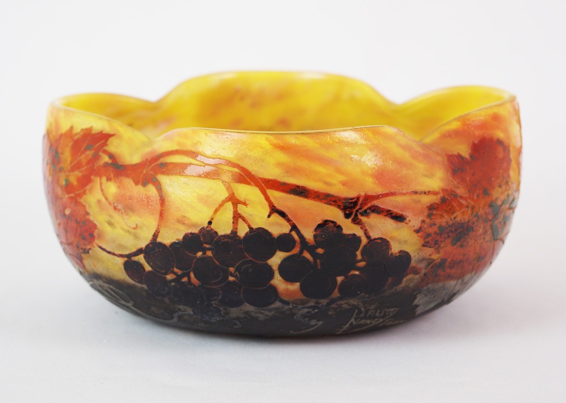 ドーム　風景とロレーヌ十字文鉢　お値下げ‼️ ドーム兄弟 「葡萄文鉢」 | | アトリエ・ブランカ