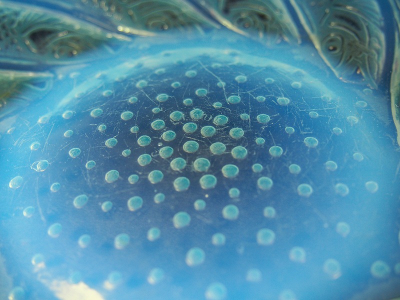 深淵なるオパルセント ラリック本人作品 ポワソン 大鉢24cm 魚群紋様 深淵なるオパルセント ラリック本人作品 ポワソン 大鉢24cm 魚群紋様