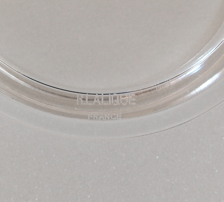 ルネ・ラリック初期作 Médicis 1924 葡萄と裸婦文 フロスト加工お買得 ルネ・ラリック初期作 Médicis 1924 葡萄と裸婦文 フロスト加工