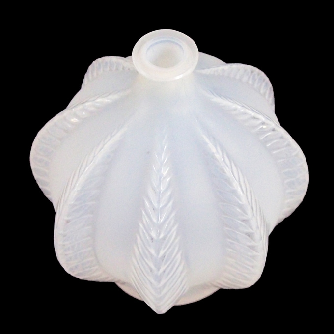 値下げ中。ルネ・ラリック 「BAGATELLE 」 1939年 花瓶 ルネ・ラリック