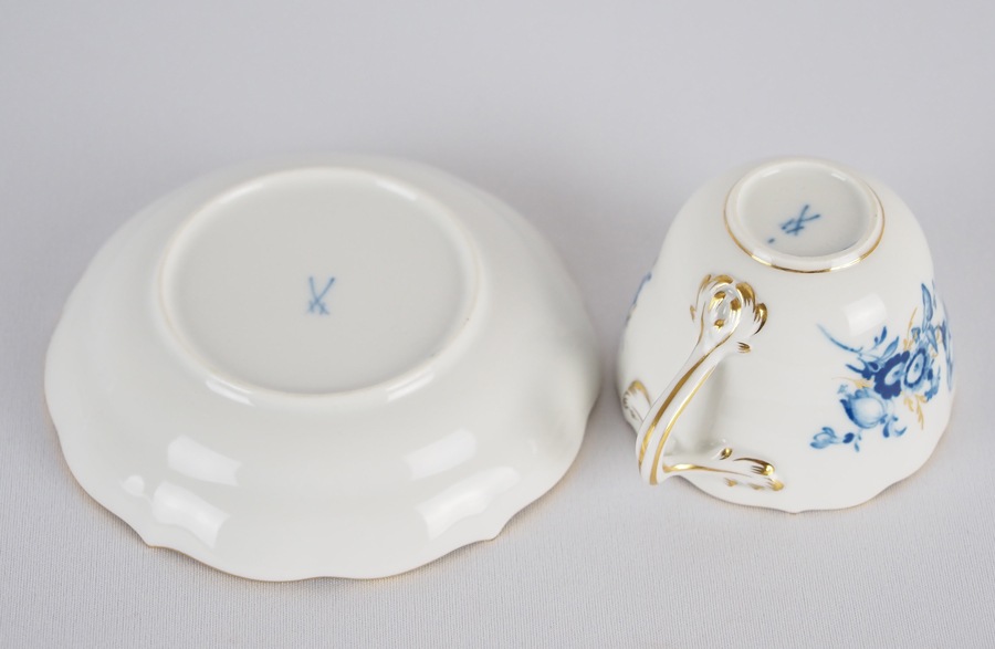 本日限定お値引き ロイヤルマイセン ブルーフラワー カップ＆ソーサー 15客