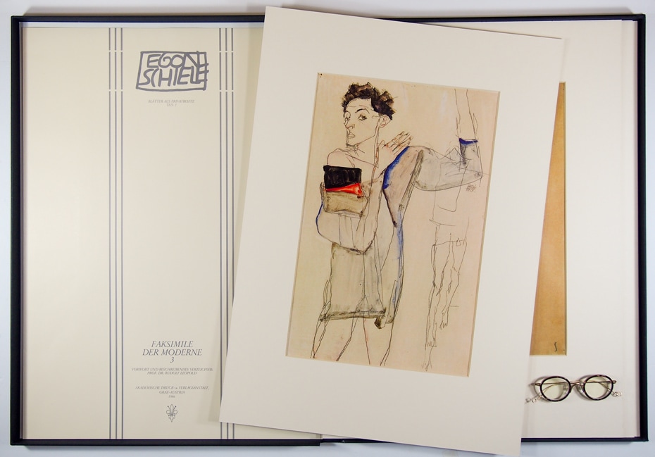 エゴン・シーレ、【両足を広げて横たわる女】、希少な画集画、状態良好 30年ぶりの展覧会！ 挑発するエゴン・シーレの魅力解剖：日経
