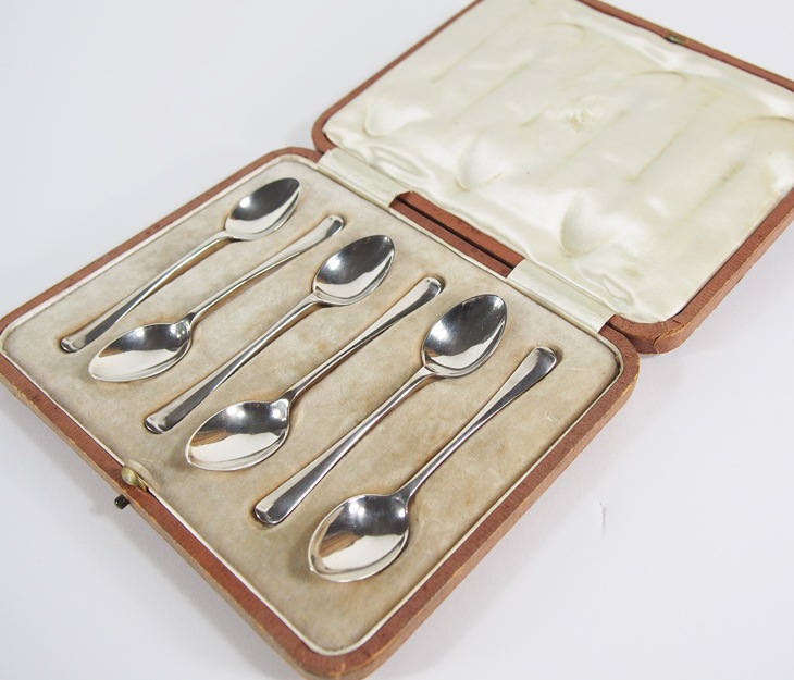 �����ե�����ɡ��ֽ��ƥ������ס����ܥ��åȡ�