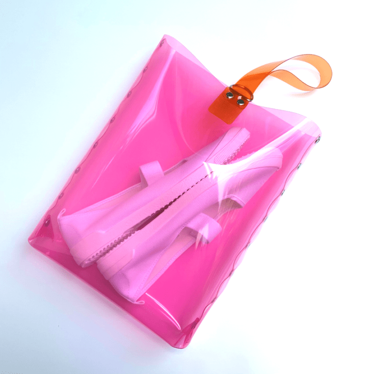 【 全11色 透明 バッグ 】 シューズケース （ Mサイズ ） ／ 上履き入れ 上履きケース ・ 防水 ビニール PVC ｜ フェス アウトドア レジャー おすすめ acp hnd