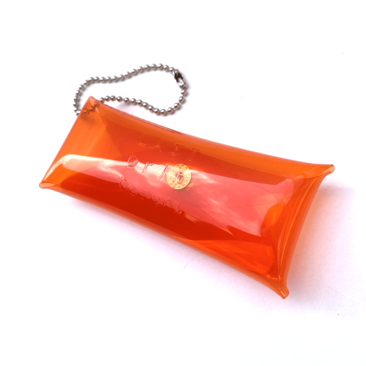 【 全11色 透明 小銭入れ 】 レター型 コインケース ／ クリアコインケース ・ 防水 ビニール PVC ｜ フェス アウトドア レジャー おすすめ acp pst