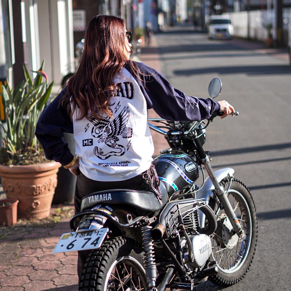 MC RAGLAN L/S TEE
