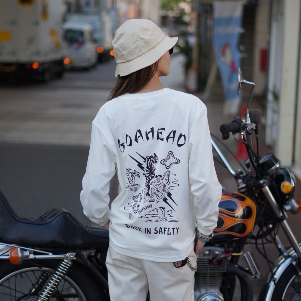BACK IN SAFETY L/S TEE