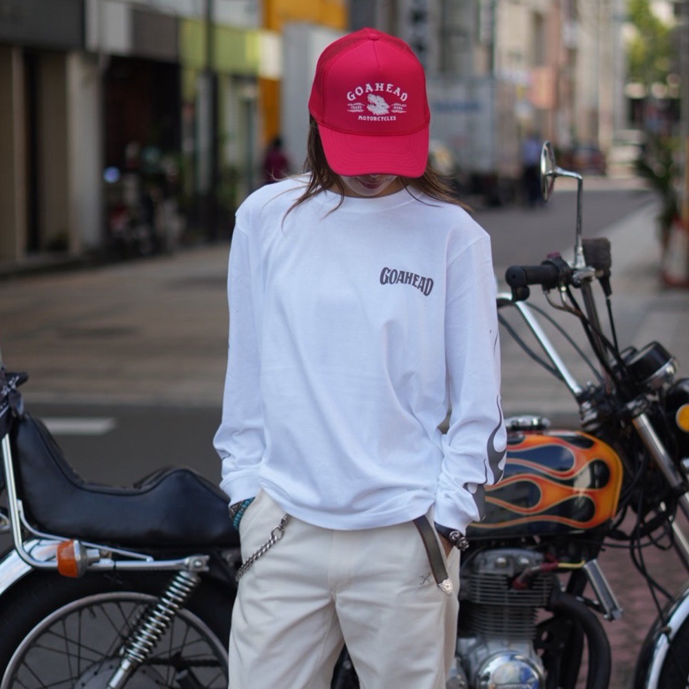 REFLECTOR ICON L/S TEE