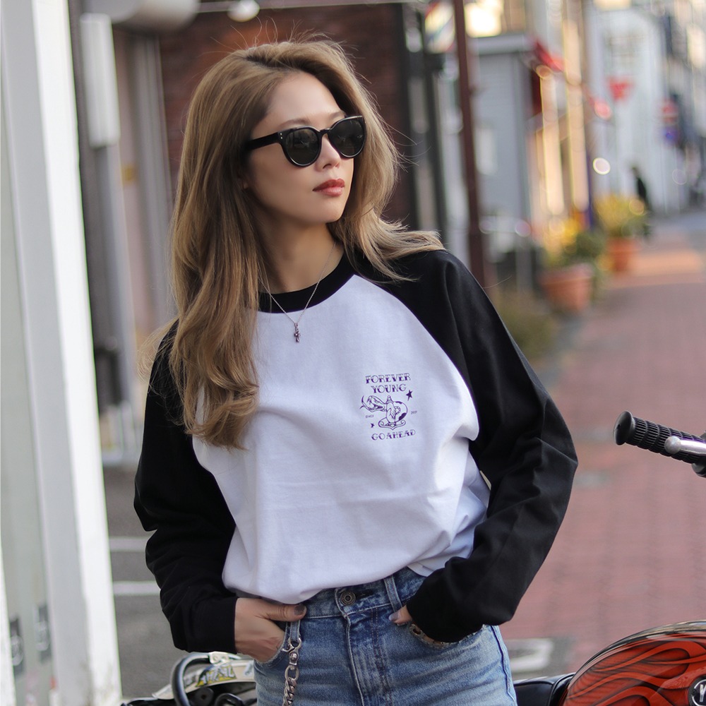 FOREVER YOUNG RAGLAN L/S TEE