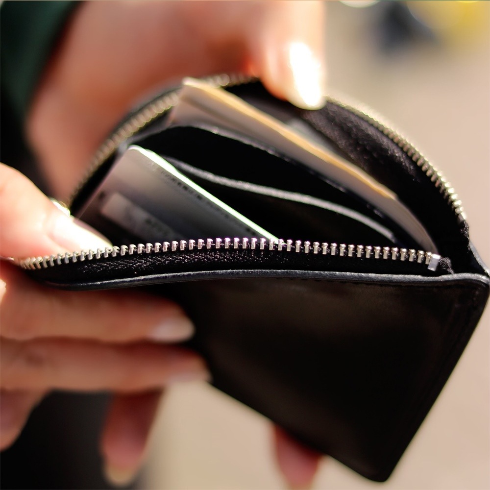 SCRIPT LOGO ZIP MINIMUM WALLET [GOAHEAD/ゴーアヘッド]