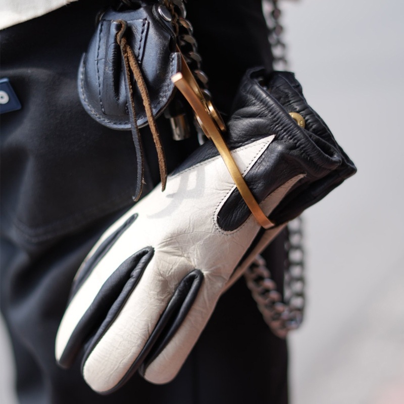 TYPE VG22NS_25 NAUGHTY SHORT GLOVES #SHAPE