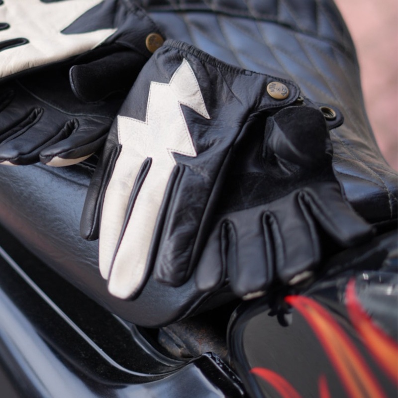 TYPE VG22NS_25 NAUGHTY SHORT GLOVES #BOLT