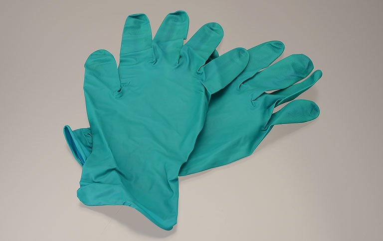 アクエルドネットショップ】重松 化学防護手袋93-260