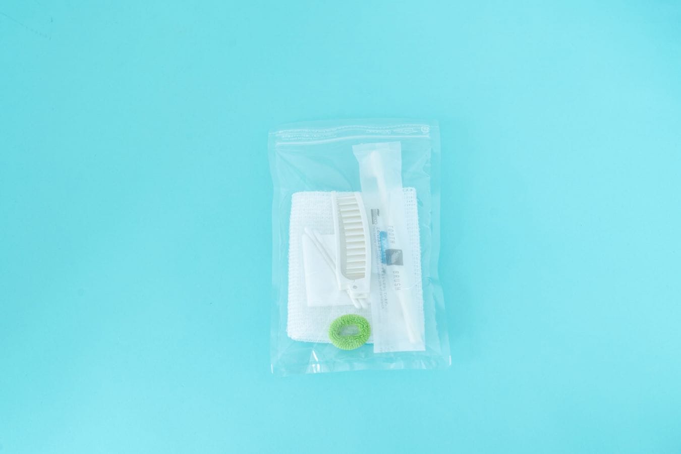 アメニティセット 125個セット 送料無料 お泊まりセット ヘアブラシ/ボディタオル/歯ブラシ/ヘアバンド/コットン＆綿棒2本セット