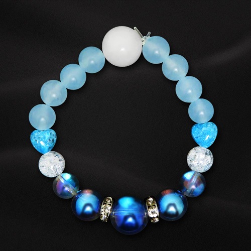 ������֥롼���ϡ��ȡ��֥쥹��å�