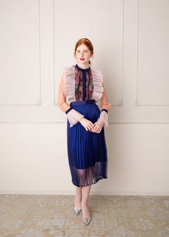 【極美品 32万】AKRIS punto パッチワーク ティアードワンピース インド四段パッチワークティアードワンピース｜フリークスストアの通販