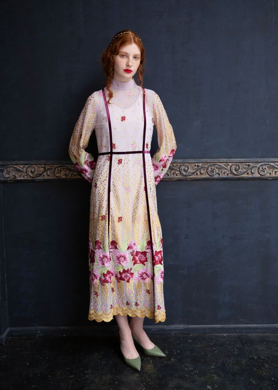 フラワー刺繍マルチカラーワンピース | ITEM CATEGORY,DRESS／ドレス