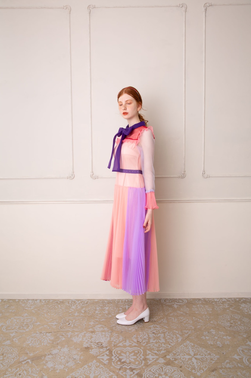 プリーツパネルワンピース