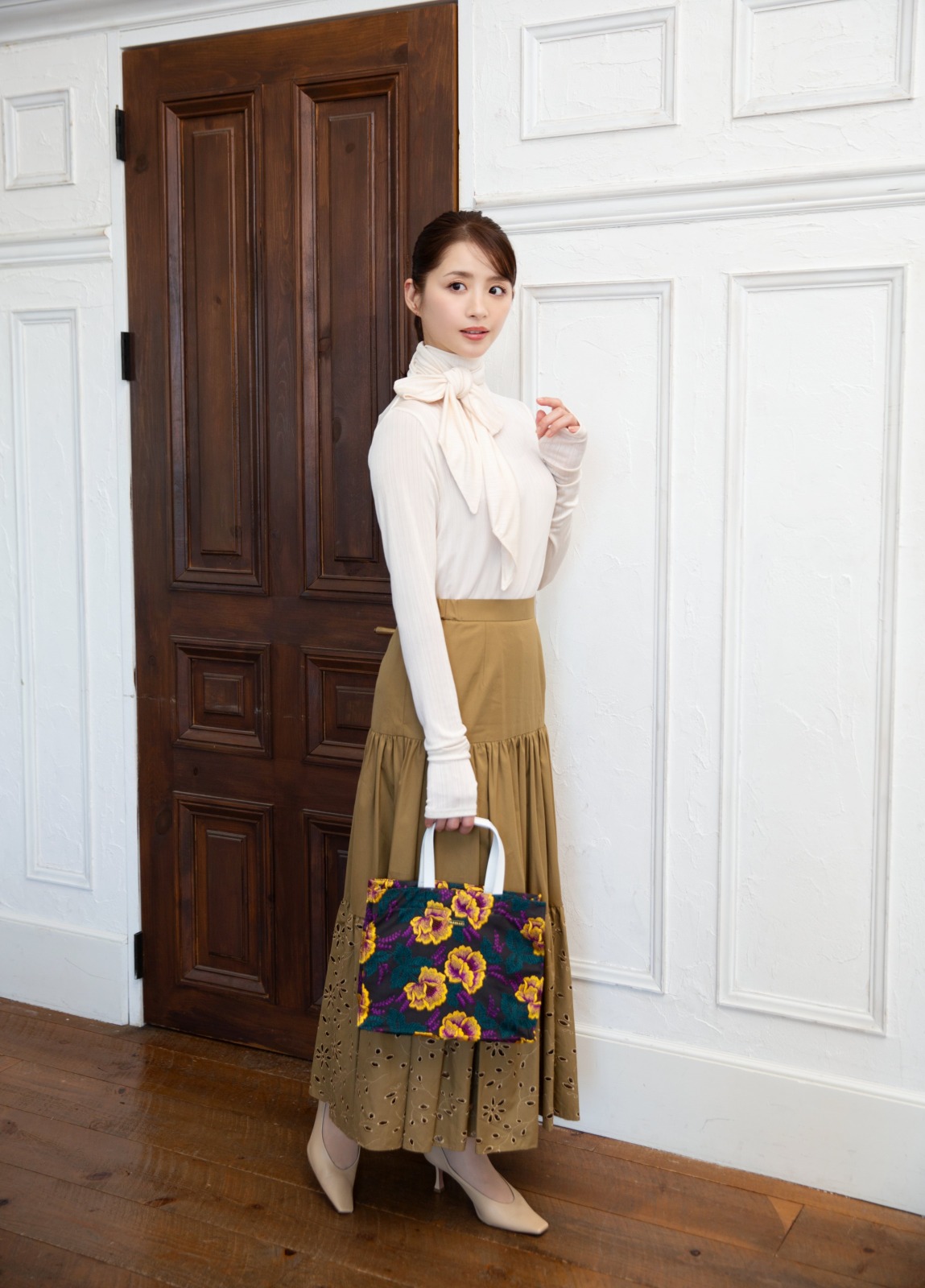 EMBROIDERY PETITE TOTE BAG